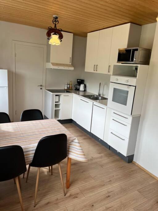 Black Valley Apartment Thoroddsstathir Zewnętrze zdjęcie