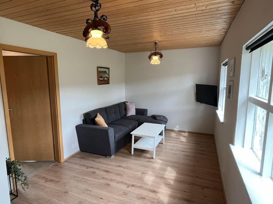Black Valley Apartment Thoroddsstathir Zewnętrze zdjęcie